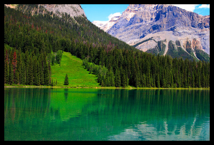LakeEmerald1_m.jpg