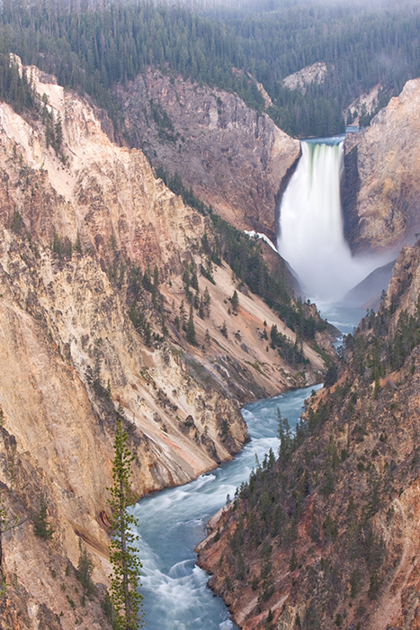 z_9265_waterfall2.jpg