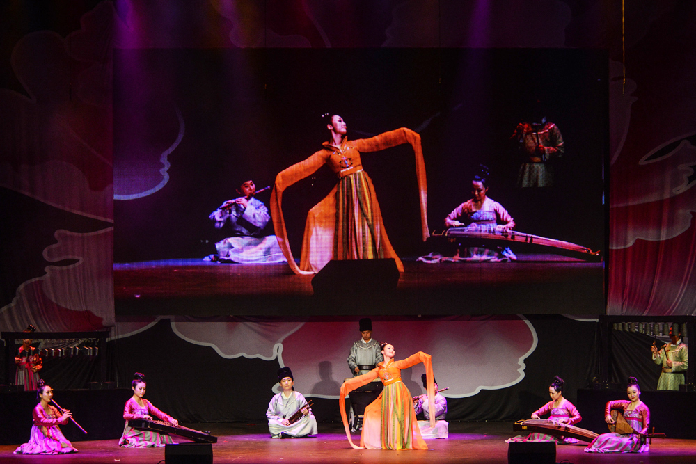 Stage Photo 6.jpg